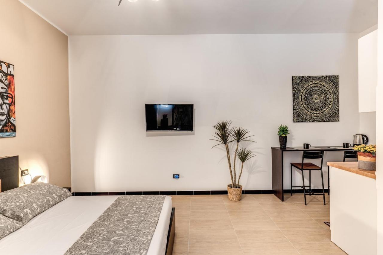 The Quarters Naples Apartments Ngoại thất bức ảnh