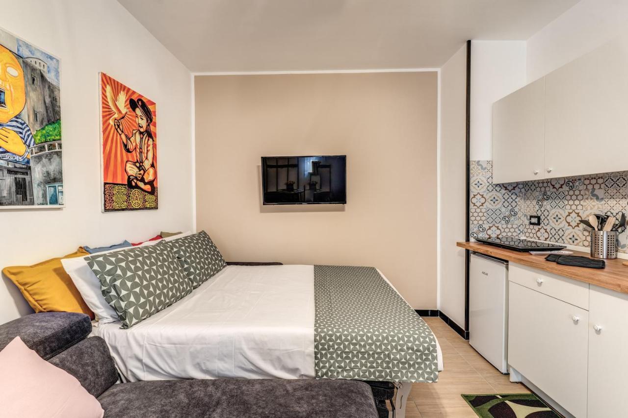 The Quarters Naples Apartments Ngoại thất bức ảnh