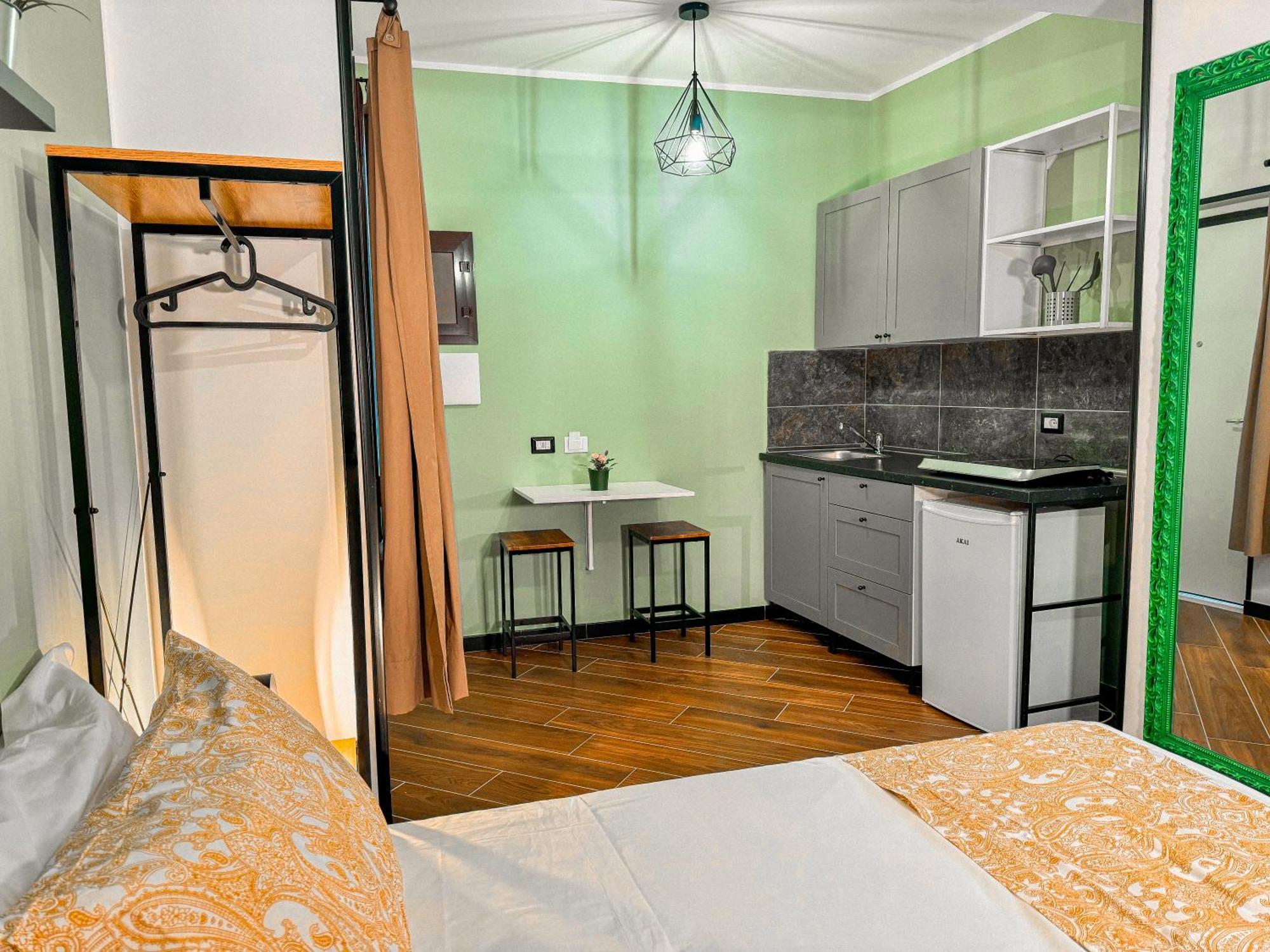 The Quarters Naples Apartments Ngoại thất bức ảnh