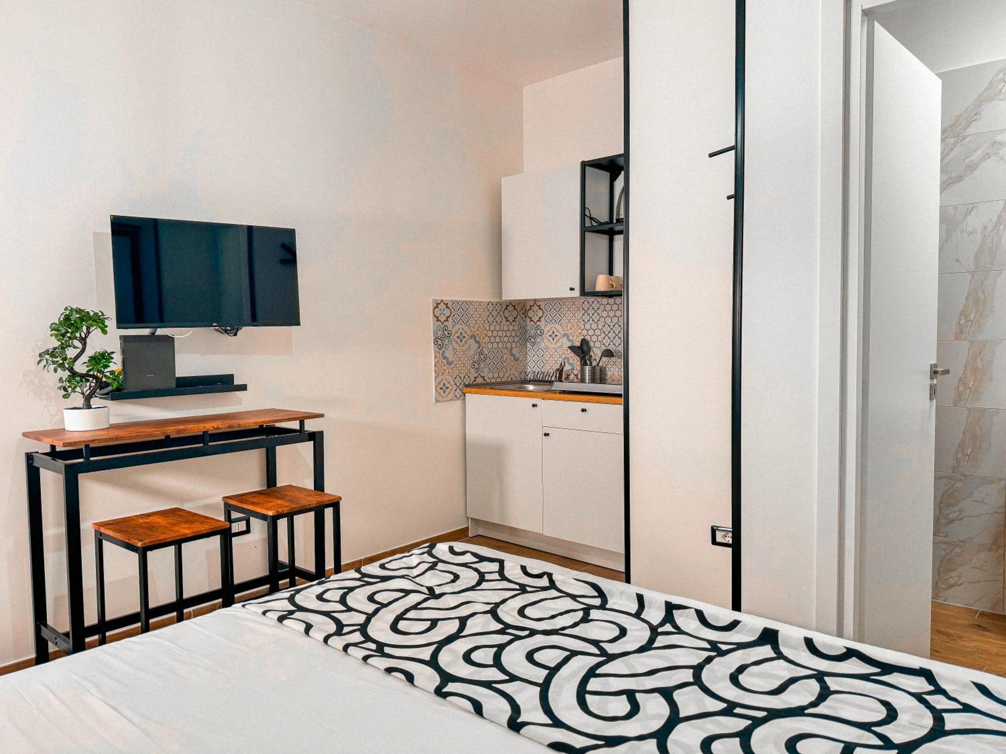 The Quarters Naples Apartments Ngoại thất bức ảnh