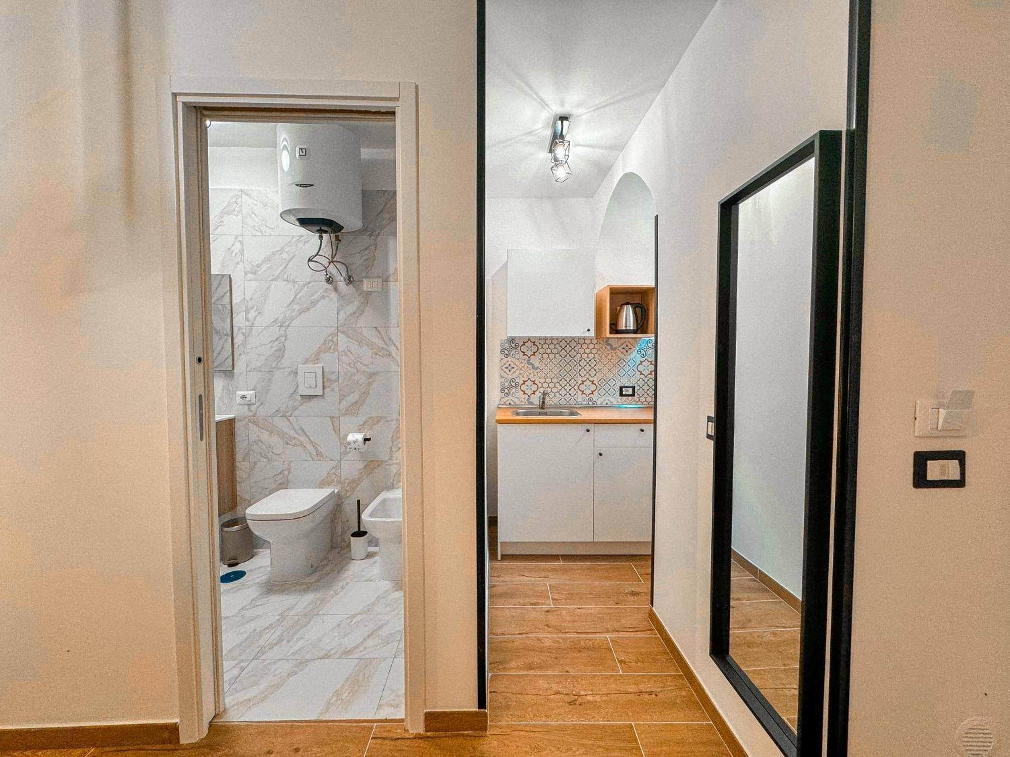 The Quarters Naples Apartments Ngoại thất bức ảnh